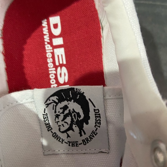 DIESEL LOW RISE WOMEN SNEAKERS - Picture 3 of 6